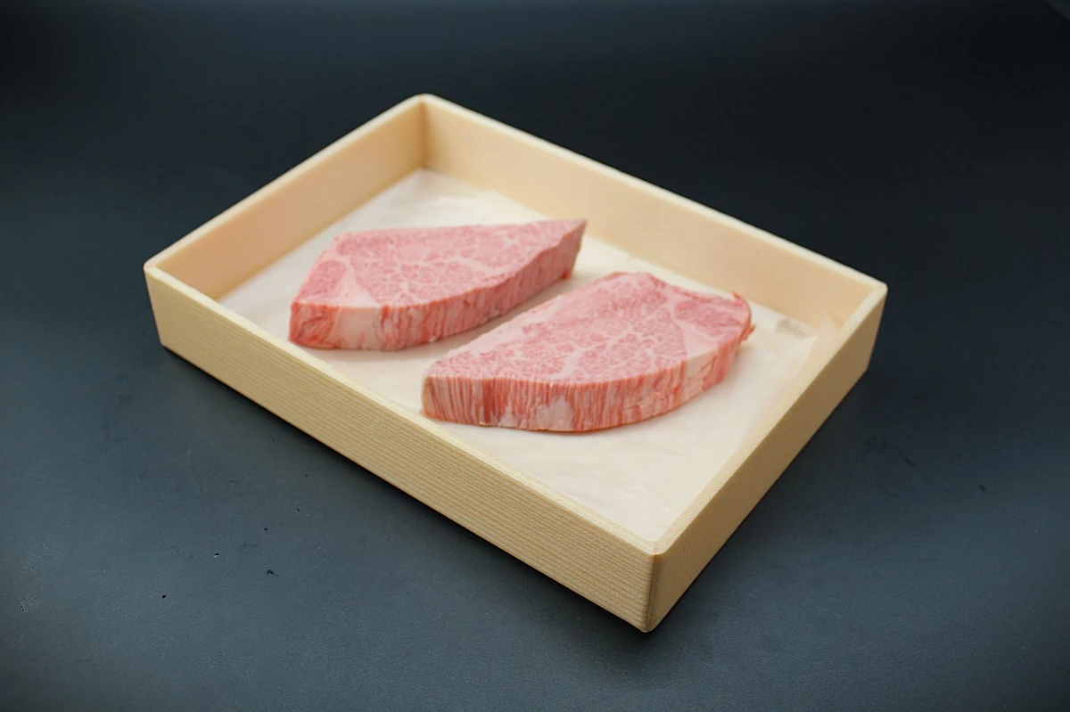 【冷蔵】近江牛　特選ヒレステーキ（ミニョン）150gカット